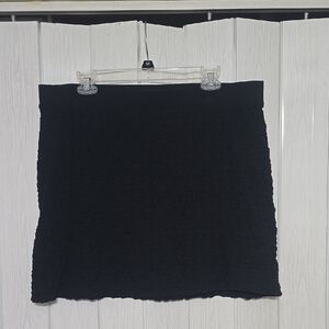 NWOT Black Textured Skirt